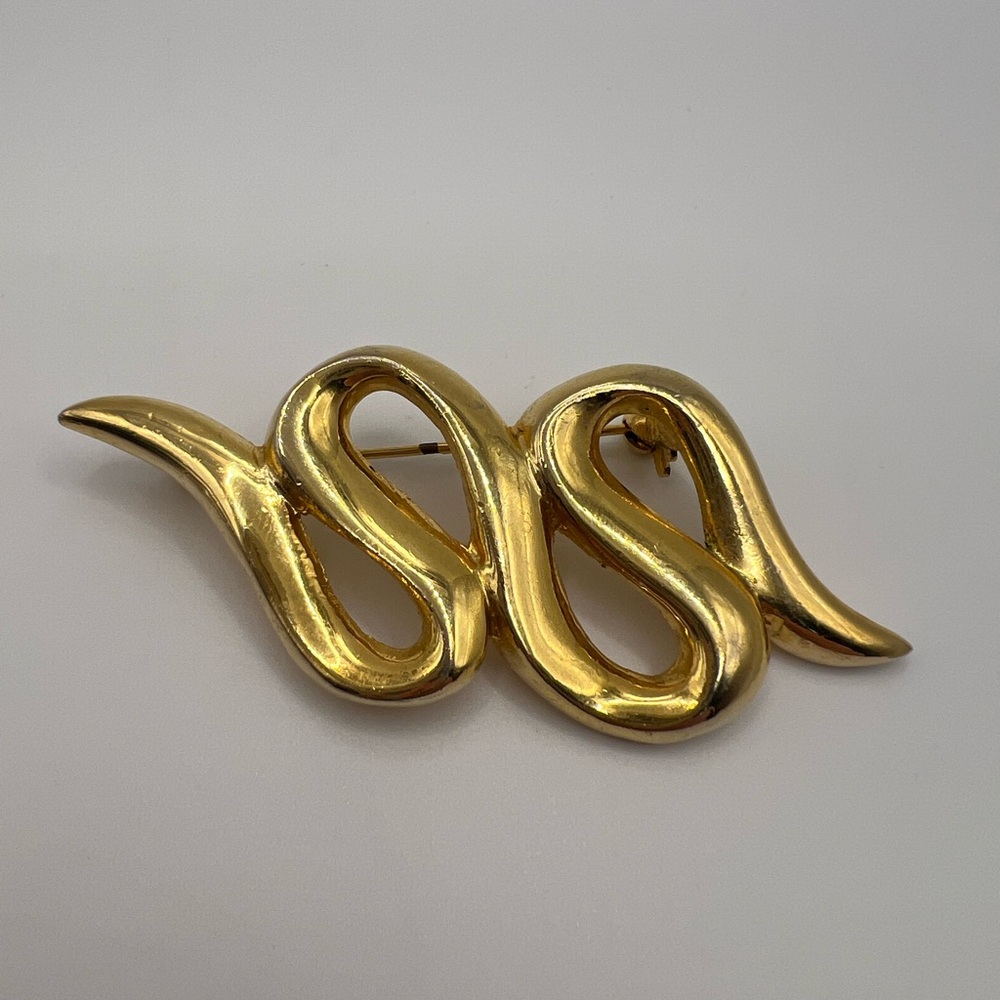 Ribbon or Snake Gold Tone Brooch Pin
